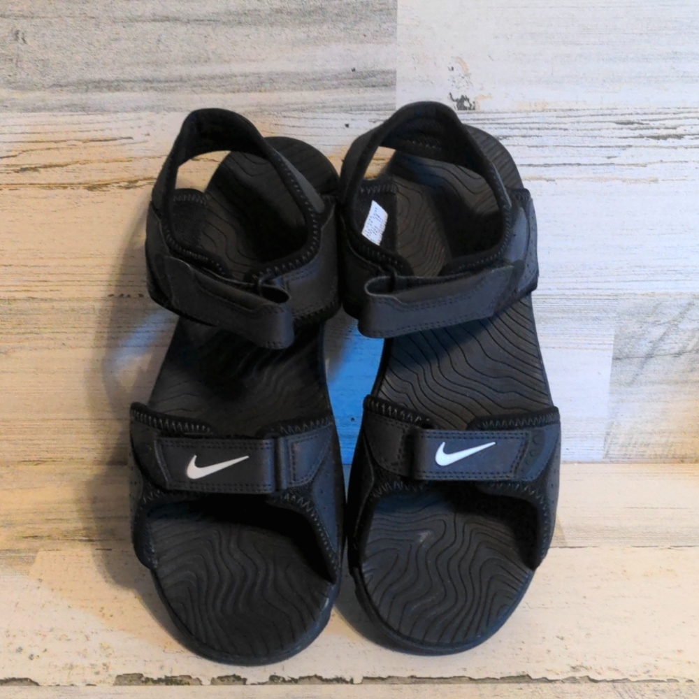 Kids Nike Santiam sandals